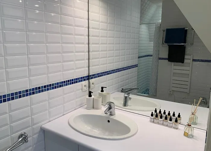 41 M With Balcony Near The *