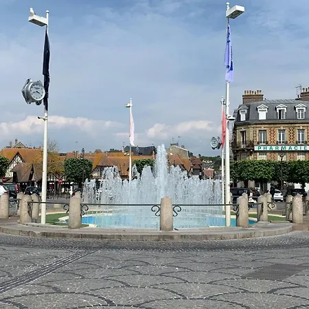 41 M With Balcony Near The Διαμέρισμα