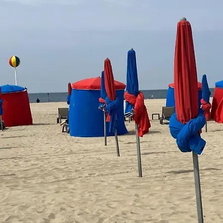 41 M With Balcony Near The Διαμέρισμα Ντοβίλ